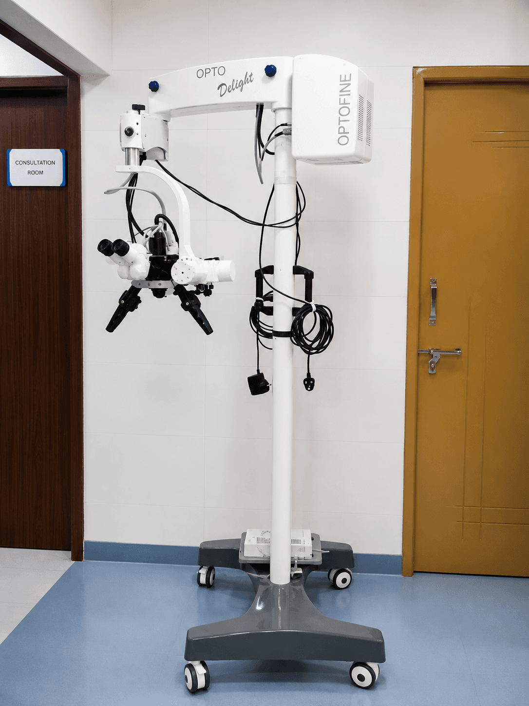 High-precision digital microscope for advanced diagnostics at Samjaya Healthcare.