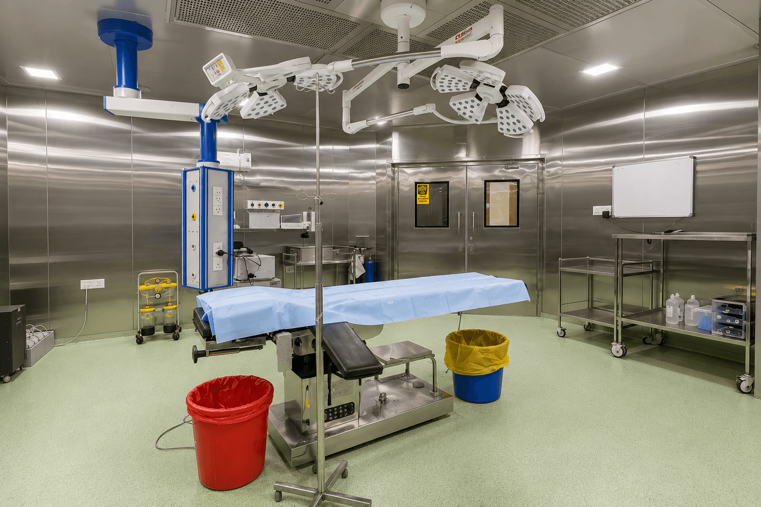 Fully equipped Operation Theatre (OT) and surgical suite at Samjaya Healthcare.